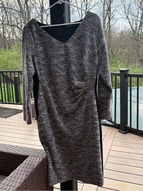 LAUREN Ralph Lauren Black and Gray Long Sleeve V-Neck Sheath Midi Dress